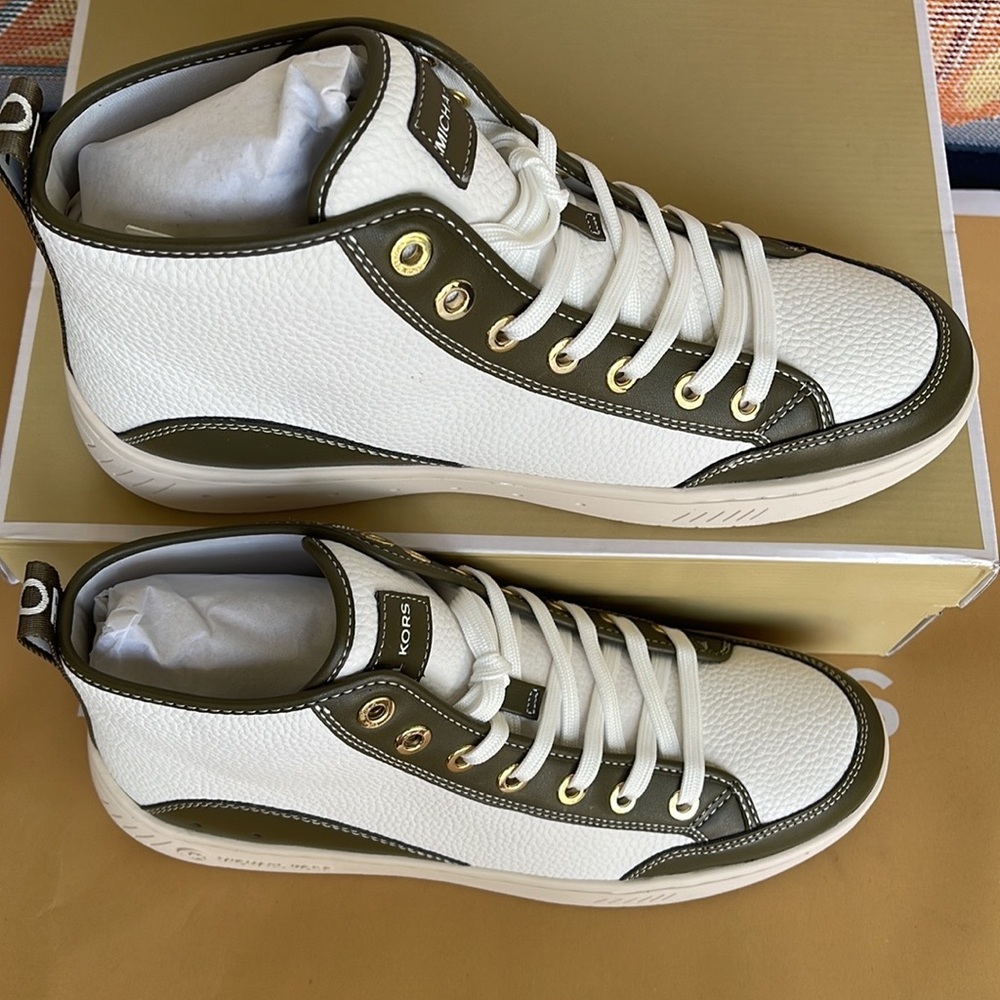 MICHAEL KORS SHEA MID HIGH TOP
FAUX LEATHER
49F3SHFESL
OLIVE
New - Picture 16 of 16